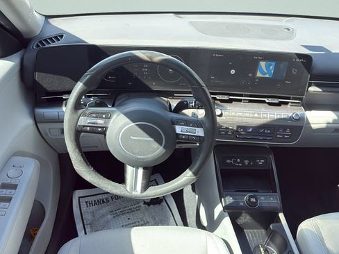 Certified 2024 Hyundai Kona SEL w/ Convenience Package FWD image 12
