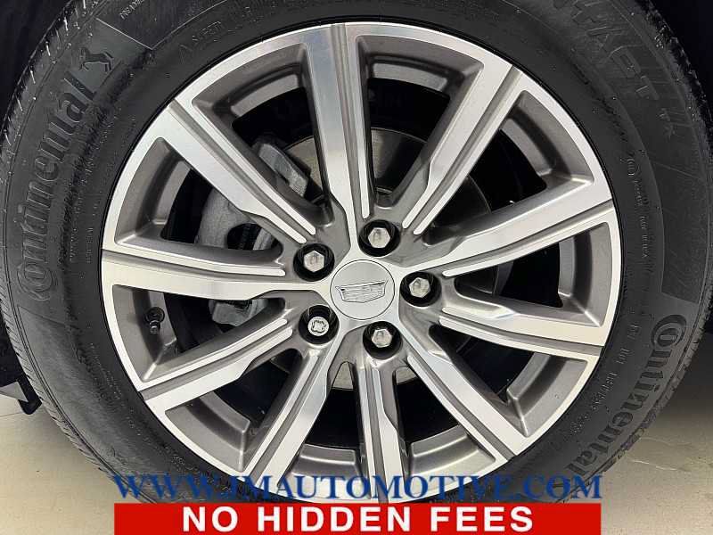 Used 2023 Cadillac XT4 Sport w/ Trailering Package AWD/4WD image 9