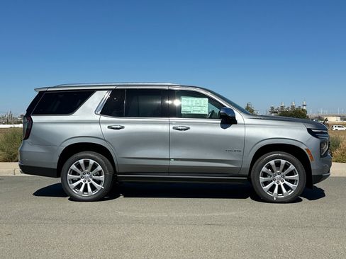 New 2026 Chevrolet Tahoe Premier image 3