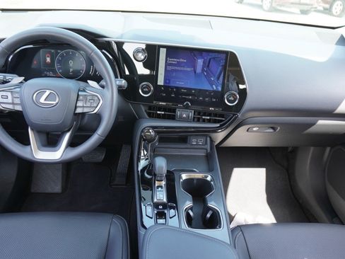 Certified 2024 Lexus NX 250 FWD w/ Towing Package (2000 Lbs) image 26