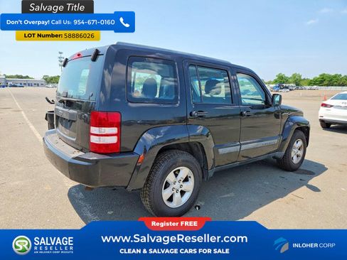 Used 2011 Jeep Liberty Sport AWD/4WD image 4