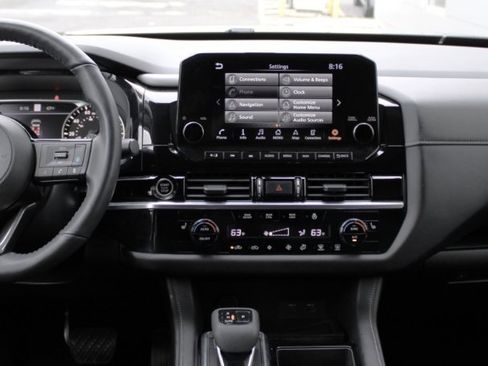 Certified 2024 Nissan Pathfinder SL w/ SL Premium Package image 29