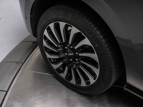 New 2024 Lincoln Navigator Black Label AWD/4WD image 11