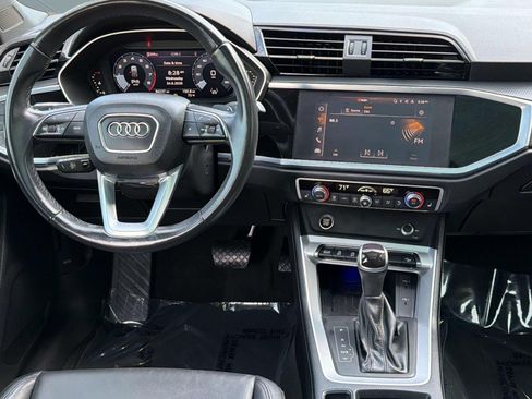 Used 2022 Audi Q3 2.0T Premium Plus w/ Premium Plus Package AWD/4WD image 27