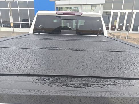 Used 2019 GMC Sierra 1500 SLT AWD/4WD image 14