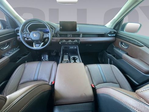 Used 2024 Honda Pilot Elite image 12