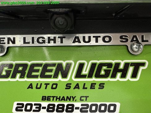 Used 2019 Buick Enclave Essence image 33