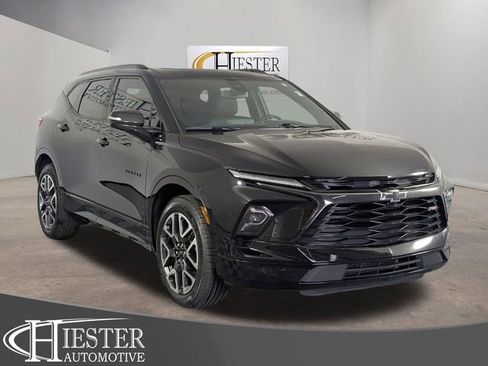 Certified 2023 Chevrolet Blazer RS w/ Enhanced Convenience Package FWD image 1