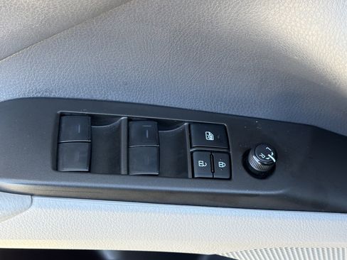 Used 2023 Toyota Camry LE image 13