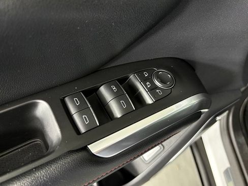 Used 2024 Chevrolet Traverse RS w/ LPO, Floor Liner Package AWD/4WD image 17