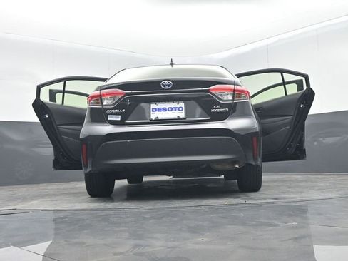 Used 2024 Toyota Corolla LE image 70