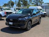New 2025 Ford Escape SE image 3