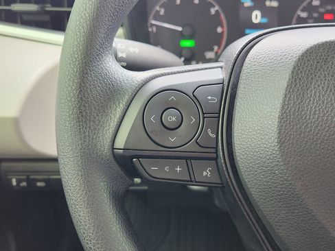 Used 2024 Toyota Corolla LE image 32