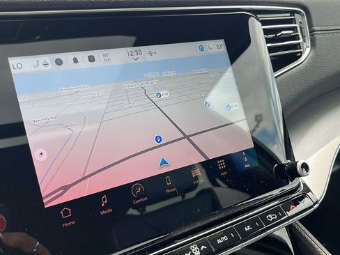 Used 2024 Jeep Wagoneer Series II image 22