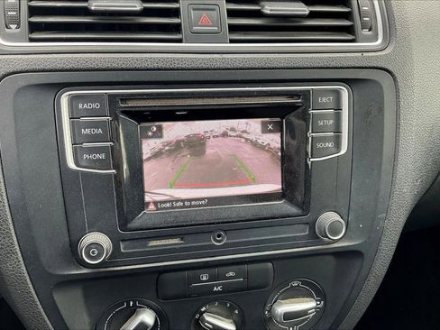 Used 2018 Volkswagen Jetta S image 21