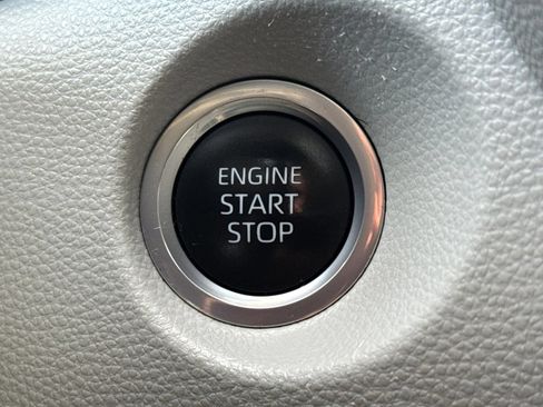 Used 2023 Toyota Corolla Cross LE w/ Moonroof Package AWD/4WD image 23