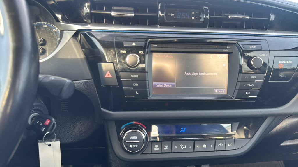Used 2016 Toyota Corolla S FWD image 15