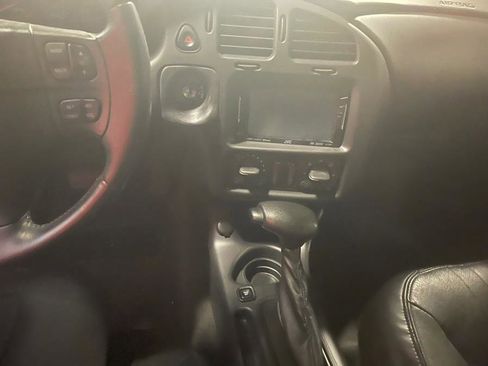 Used 2004 Chevrolet Monte Carlo SS w/ Dale Earnhardt Jr. Package image 14