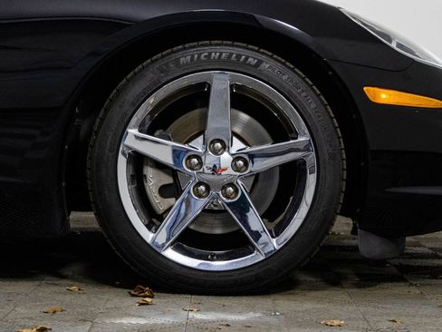 Used 2007 Chevrolet Corvette Coupe image 32