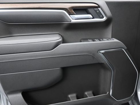 Used 2026 Chevrolet Silverado 1500 RST w/ Z71 Off-Road Package image 11