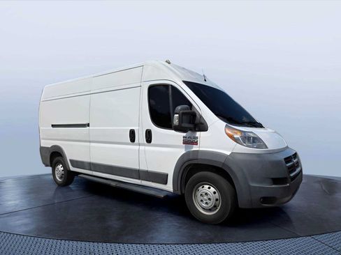 Used 2018 RAM ProMaster 2500 FWD image 1