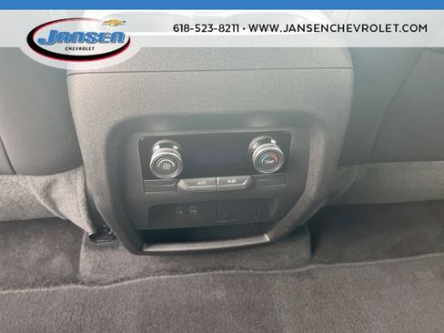 Used 2025 Buick Enclave Preferred AWD/4WD image 21