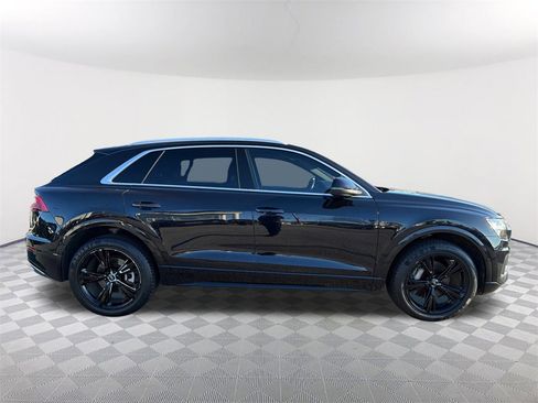 Used 2019 Audi Q8 Premium w/ Convenience Package image 4