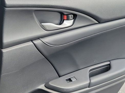Used 2019 Honda Insight Touring image 6