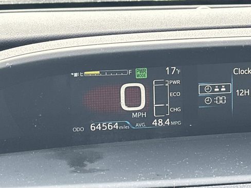 Used 2019 Toyota Prius XLE image 20