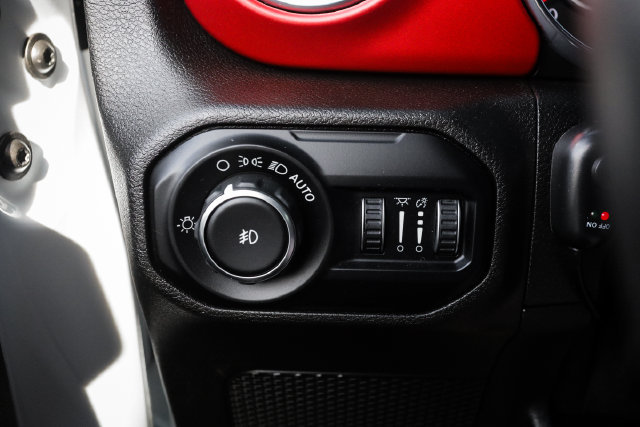Used 2020 Jeep Wrangler Unlimited Rubicon AWD/4WD image 54