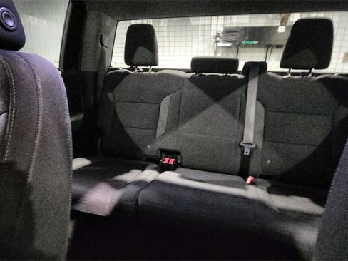 Used 2022 Chevrolet Silverado 1500 LT image 12