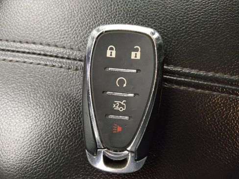 Used 2024 Chevrolet Malibu LT image 32