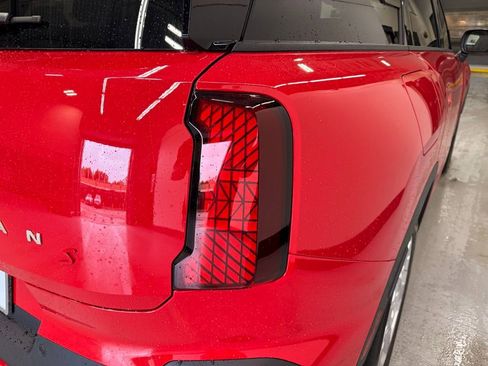 Used 2025 MINI Cooper Countryman S w/ Comfort Package Max image 5