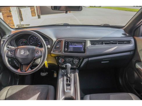Used 2019 Honda HR-V Sport image 12