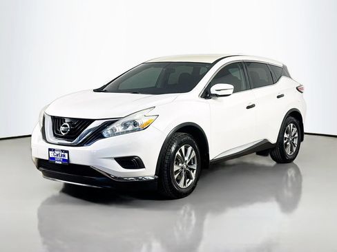 Used 2016 Nissan Murano S w/ Navigation Package AWD/4WD image 3
