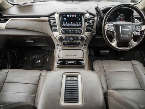 Used 2018 GMC Yukon Denali image 22
