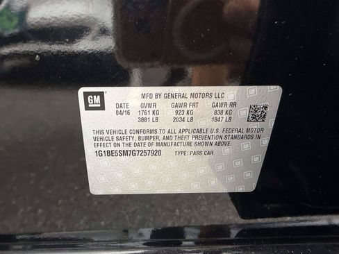 Used 2016 Chevrolet Cruze LT w/ Sun And Sound Package FWD image 18
