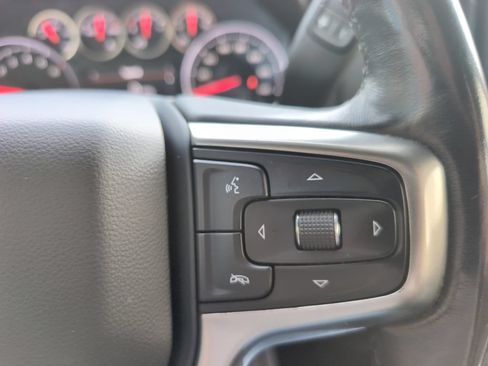 Used 2019 Chevrolet Silverado 1500 LT Trail Boss AWD/4WD image 22