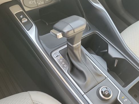 Certified 2025 Kia Sorento S w/ Panoramic Sunroof Package FWD image 35