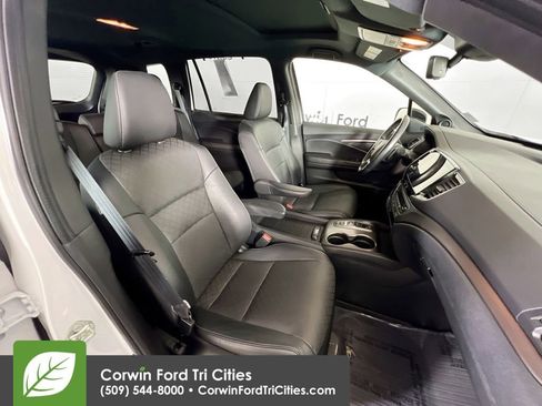 Used 2021 Honda Passport EX-L image 17