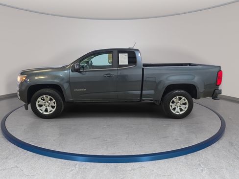 Used 2015 Chevrolet Colorado LT w/ LT Convenience Package RWD image 9
