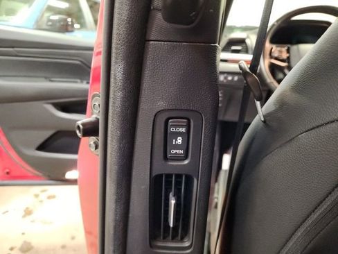 Used 2025 Honda Odyssey Sport-L image 26