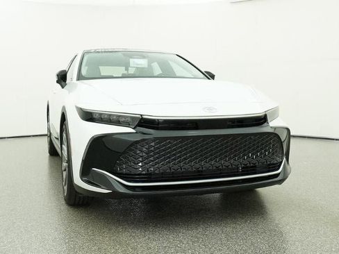New 2026 Toyota Crown Limited AWD/4WD image 30