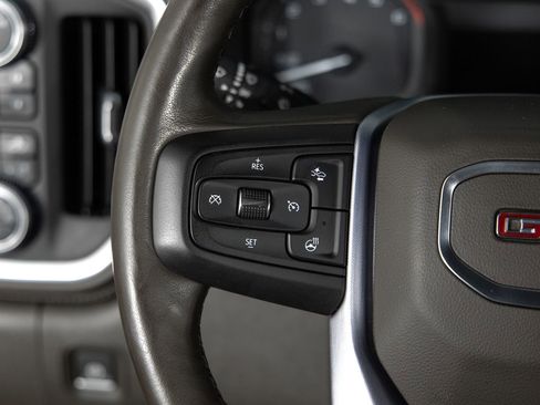 Used 2020 GMC Sierra 1500 SLT w/ SLT Premium Plus Package image 30