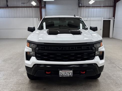 Used 2024 Chevrolet Silverado 1500 Custom Trail Boss w/ LPO, Dark Essentials Package image 26