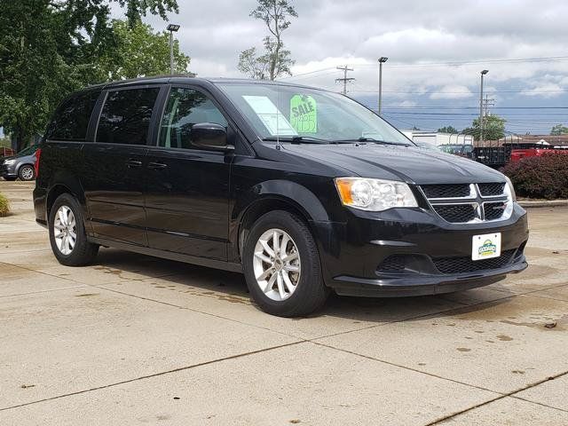 Used 2016 Dodge Grand Caravan SXT FWD image 3