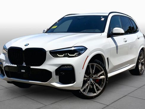 Used 2021 BMW X5 M50i AWD/4WD image 1