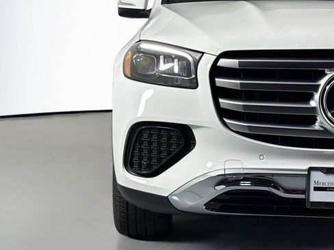 New 2026 Mercedes-Benz GLS 450 4MATIC image 13