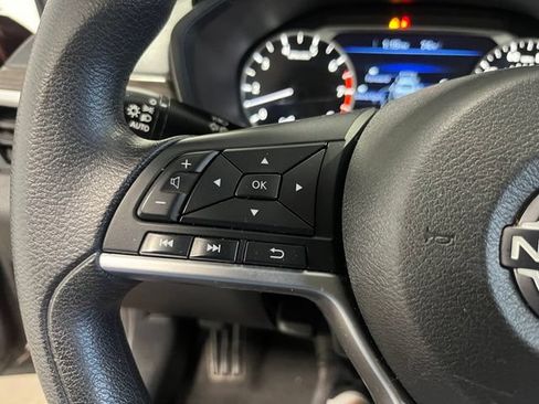 Used 2024 Nissan Altima 2.5 SV FWD image 26