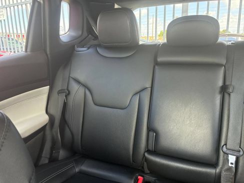Used 2025 Jeep Compass Limited AWD/4WD image 35